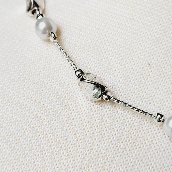 Silver Tone & Faux Pearl Choker Station Necklace Snake Chain 16" - Picture 3 of 9